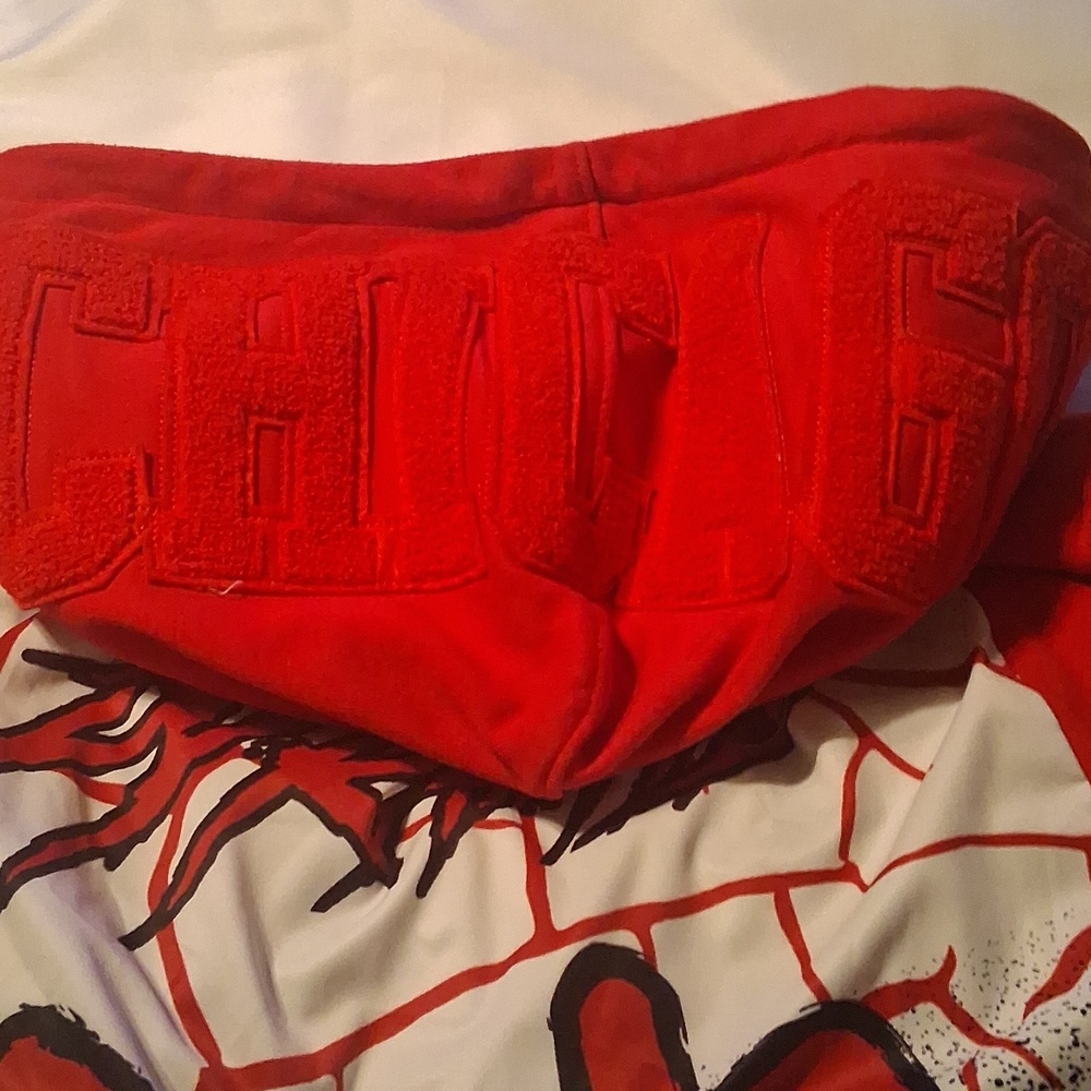 clearence from $400 Bulls Red and White hoodie - Picture 15 of 16